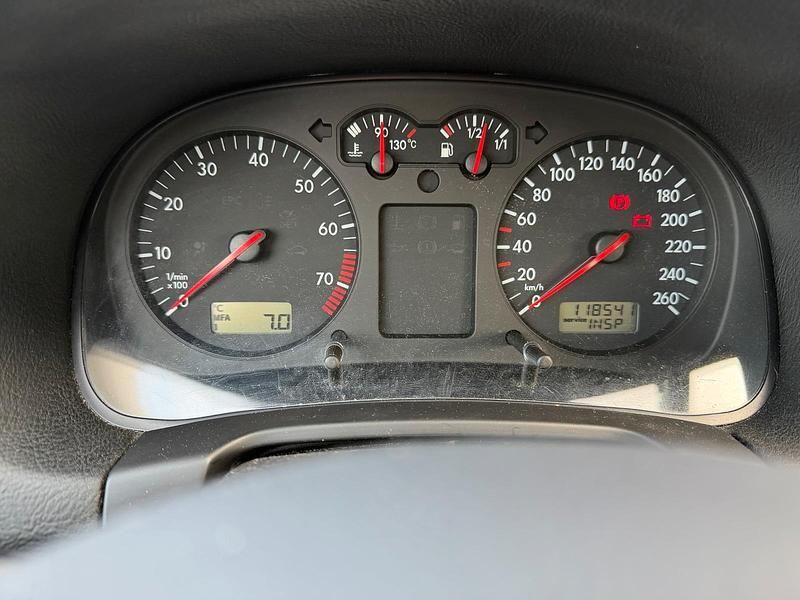 Gebraucht VW Golf IV 1998 Rot Kleinwagen