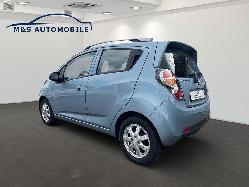 Gebraucht Chevrolet Spark LS 82 PS (60 kW) 2012 Blau Kleinwagen