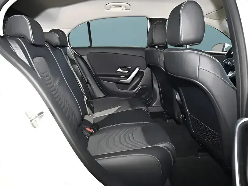 Gebraucht Mercedes A250 2025 Weiss Limousine