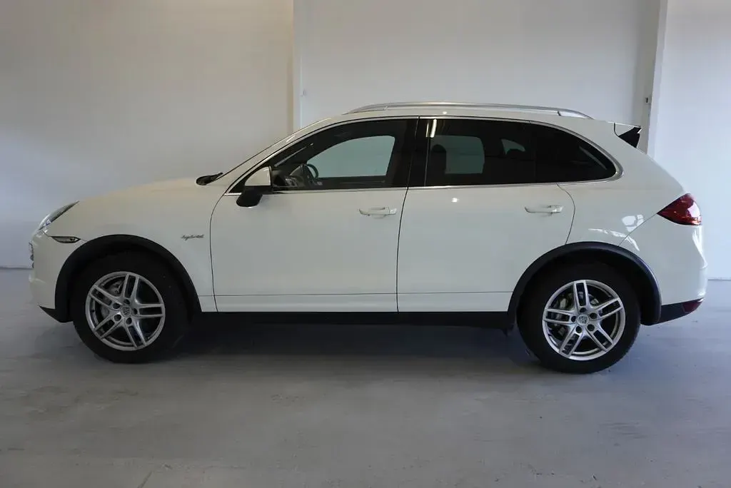 Gebraucht Porsche Cayenne 333 PS (244 kW) 2012 Weiß SUV