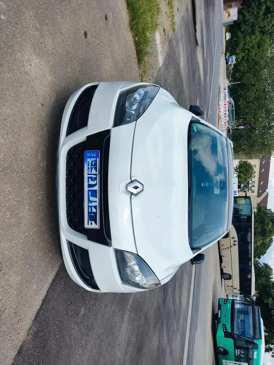 Gebraucht Renault Mégane Coupé 140 PS (102 kW) 2012 Weiß Coupé