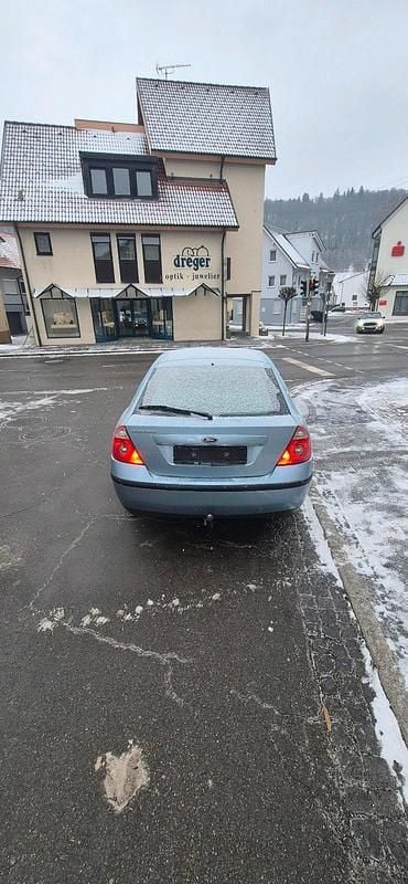 Gebraucht Ford Mondeo 140 PS (102 kW) 2005 Blau Limousine