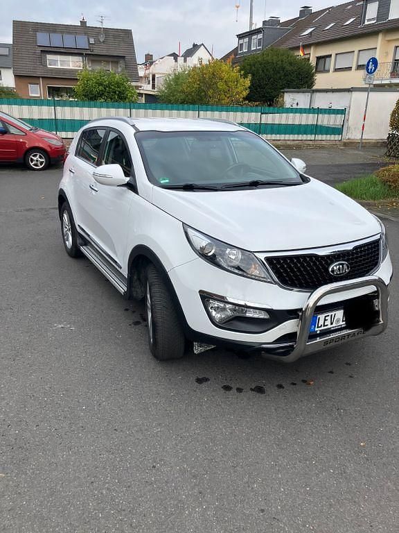 Weiß Gebraucht 2014 Kia Sportage SUV | 9.799 € (Guter Preis) - Bild 1/4