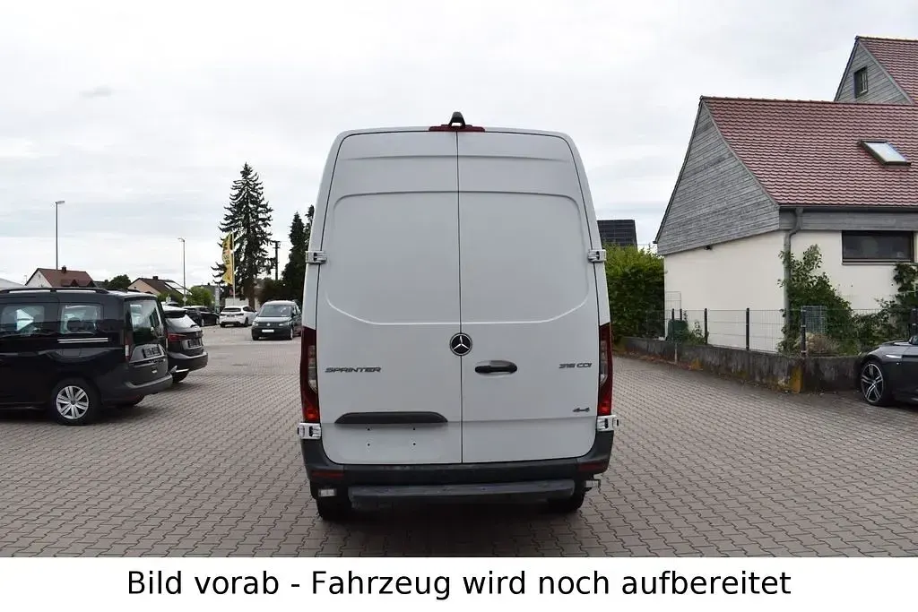 Gebraucht Mercedes Sprinter 163 PS (119 kW) 2021 Weiß Van