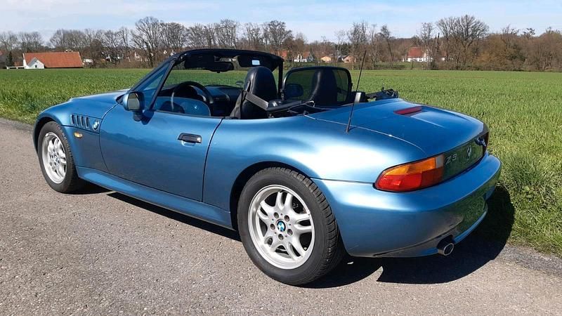 Gebraucht BMW Z3 116 PS (85 kW) 1996 Blau Cabrio