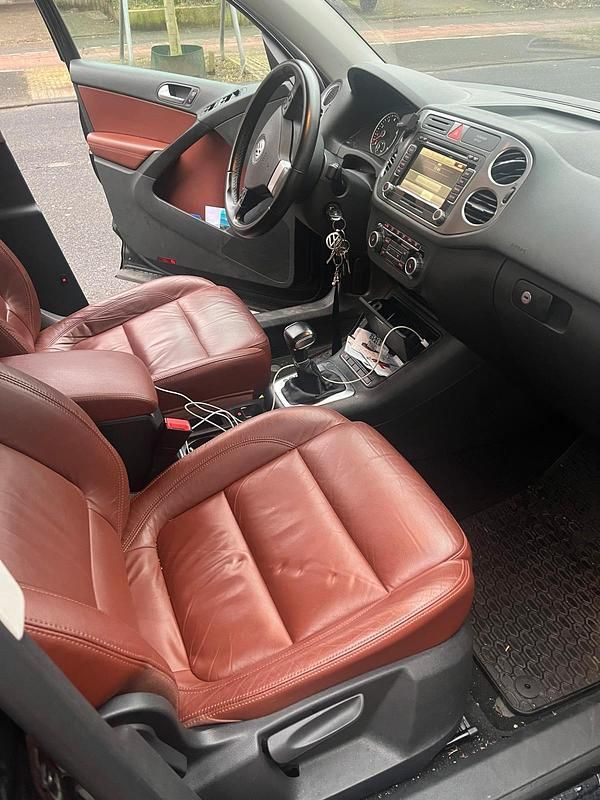 Gebraucht VW Tiguan 200 PS (147 kW) 2009 Schwarz SUV