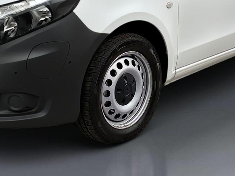 Usata Mercedes e-Vito 85 kW (116 CV) 2023 Bianco Monovolume