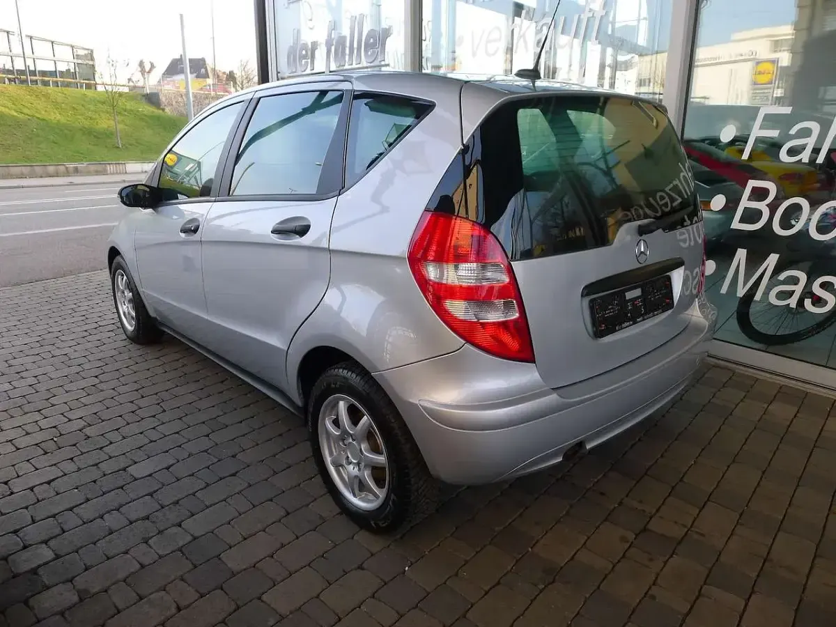 Gebraucht Mercedes A170 116 PS (85 kW) 2005 Silber Kleinwagen