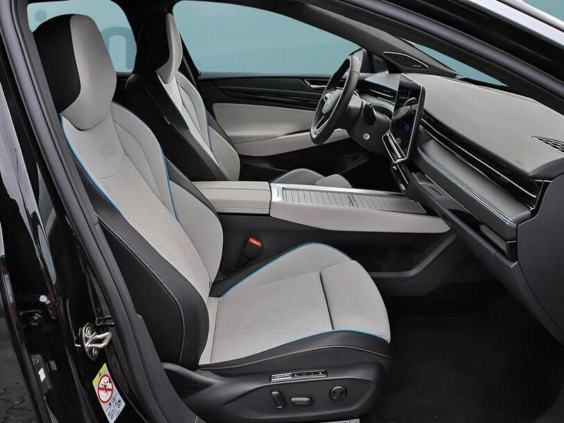 Gebraucht VW ID.7 Pro 210 kW (286 PS) 2024 Schwarz Kleinwagen
