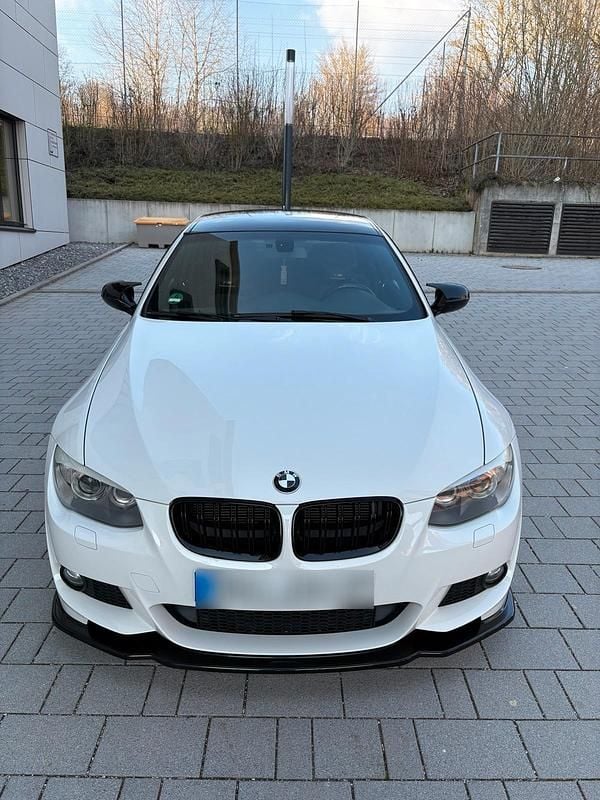 Gebraucht BMW 320 M Sport 184 PS (135 kW) 2012 Weiß Coupé