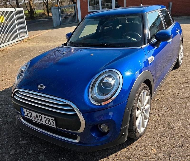 Gebraucht Mini Cooper 116 PS (85 kW) 2019 Blau Kleinwagen