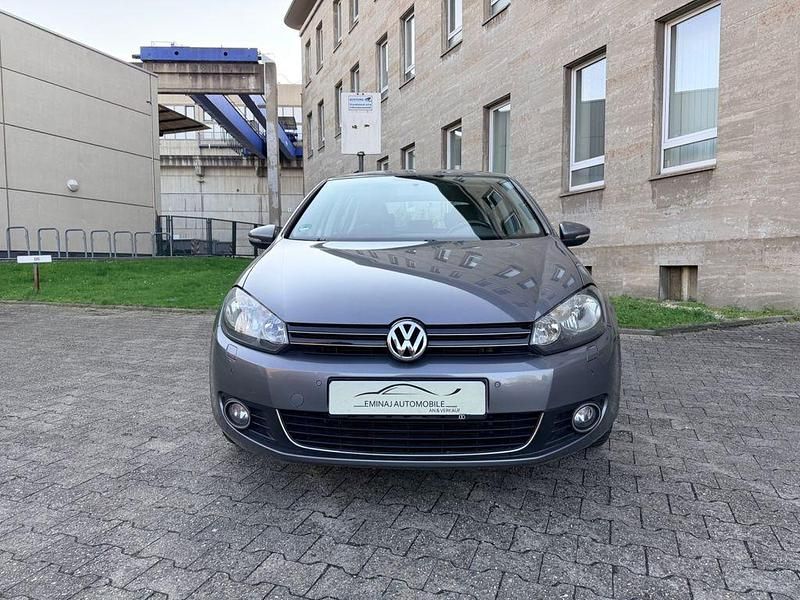 Gebraucht VW Golf VI Highline 122 PS (89 kW) 2010 Grau Kleinwagen