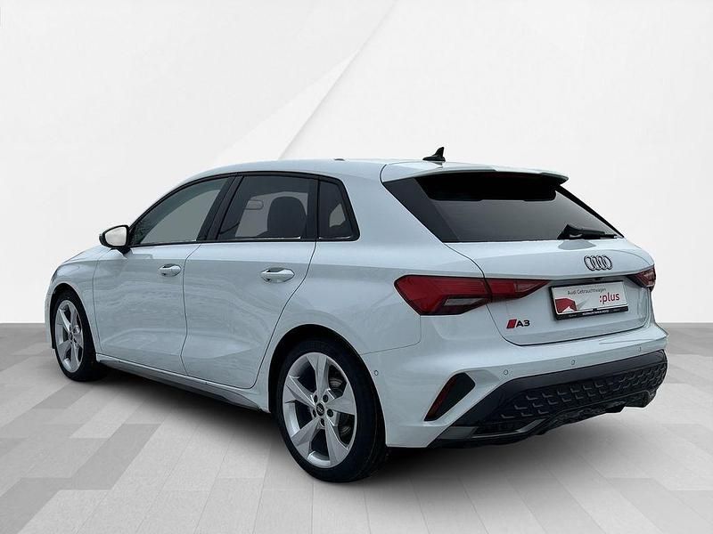Gebraucht Audi A3 S-Line 150 PS (110 kW) 2024 Gletscherweiß metallic Limousine