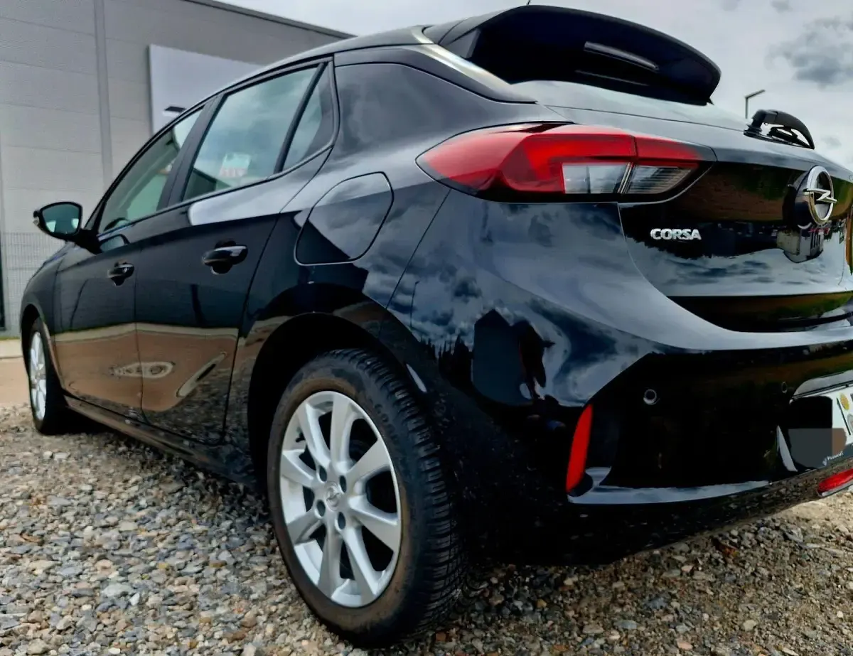 Gebraucht Opel Corsa 75 PS (55 kW) 2022 Schwarz Kleinwagen