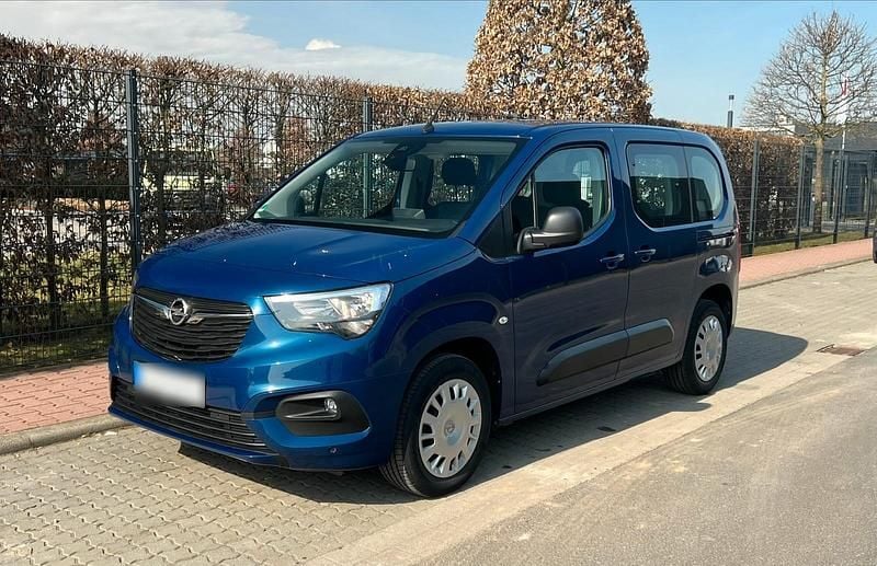 Gebraucht Opel Combo Life 102 PS (75 kW) 2022 Blau Kombi
