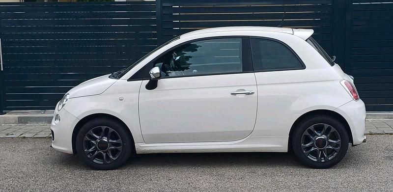 Weiß Gebraucht 2015 Fiat 500 Kleinwagen | 8.500 € (Teuer) - Bild 1/4