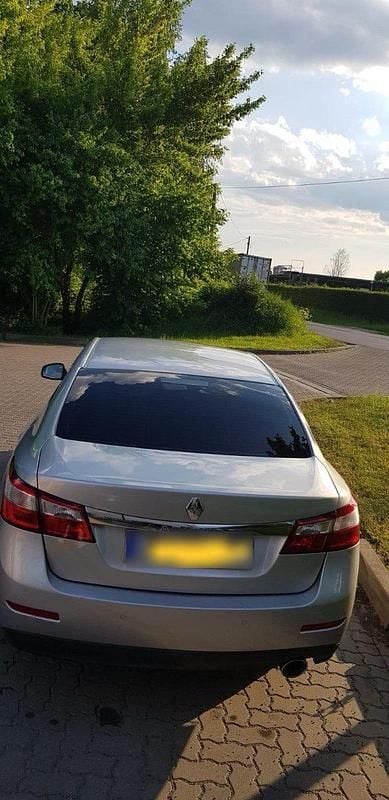 Second-hand Renault Latitude 150 CP (110 kW) 2011 Gri Berlinǎ