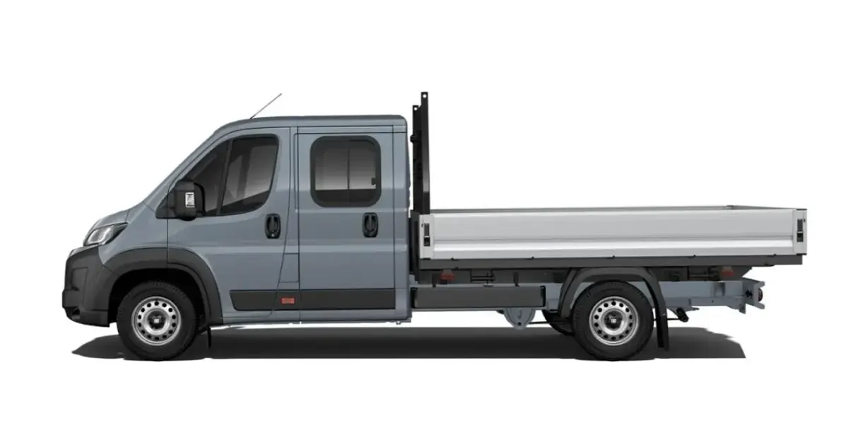 Neu Fiat Ducato 179 PS (131 kW) 2026 Stahl grau Van