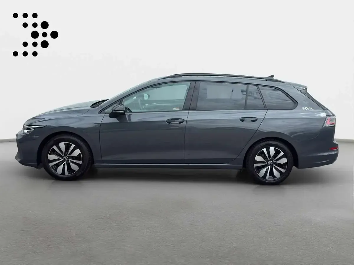 Gebraucht VW Golf VIII Goal 150 PS (110 kW) 2025 Delfingrau metallic Kombi