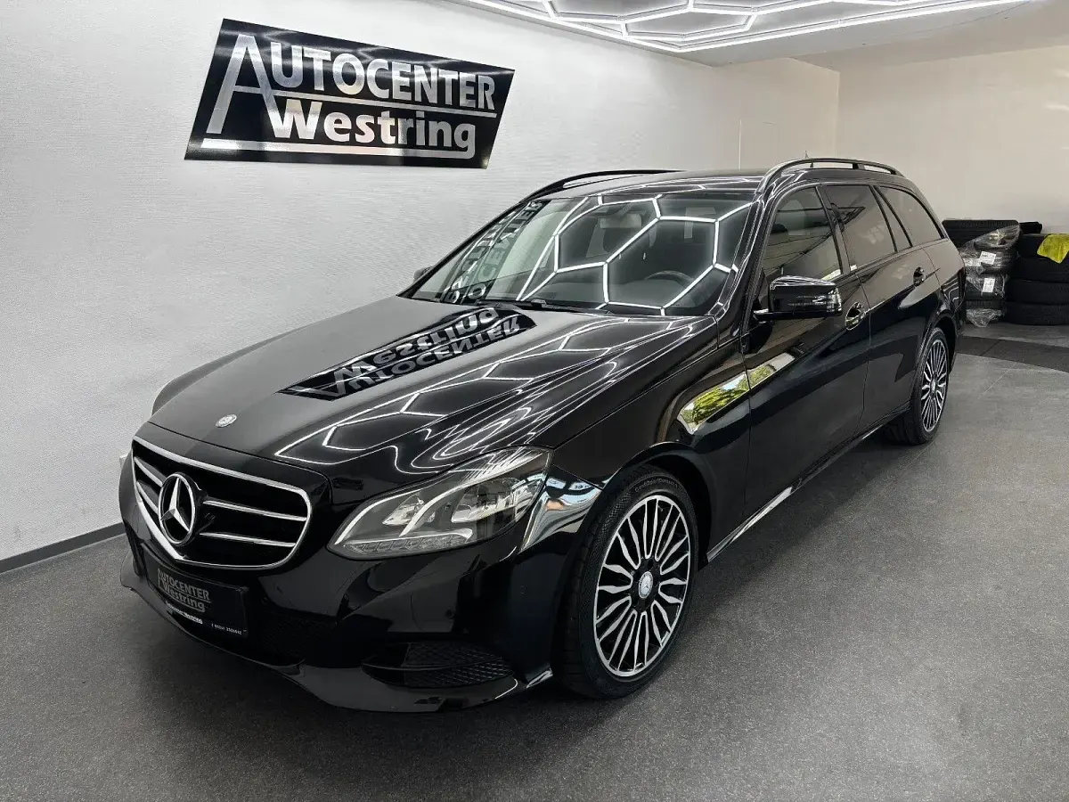 Gebraucht Mercedes E200 184 PS (135 kW) 2015 Schwarz Kombi