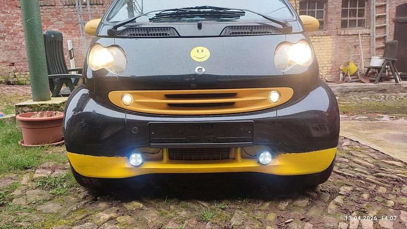 Gebraucht Smart ForTwo Cabrio 61 PS (44 kW) 2004 Schwarz Cabrio