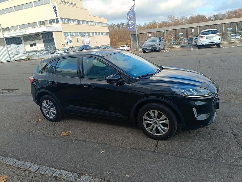Gebraucht Ford Kuga 120 PS (88 kW) 2021 Schwarz SUV