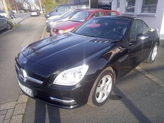 Gebraucht Mercedes SLK200 184 PS (135 kW) 2011 Obsidianschwarz  metalliclack Cabrio