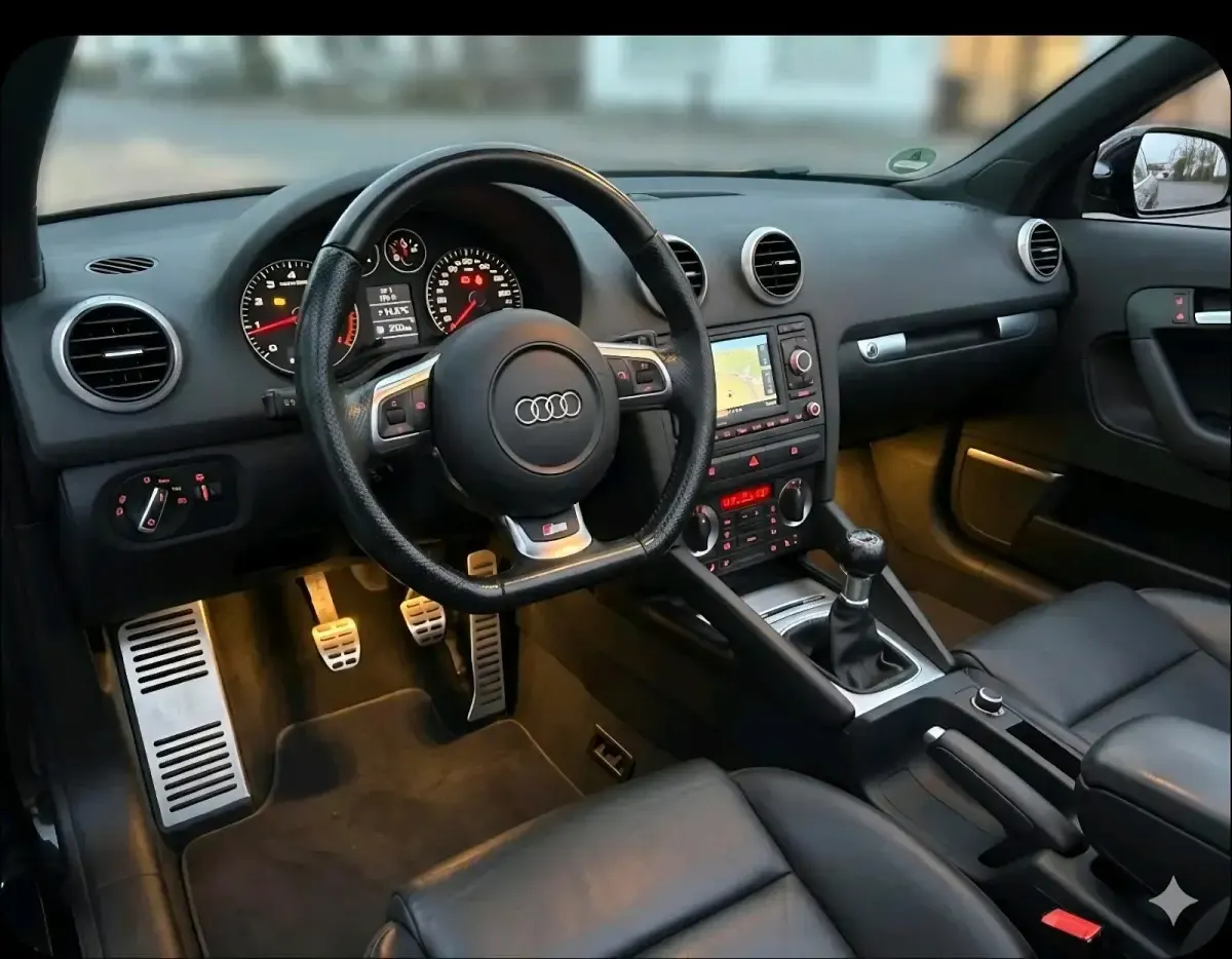 Gebraucht Audi Cabriolet S-Line 160 PS (117 kW) 2026 Schwarz Cabrio