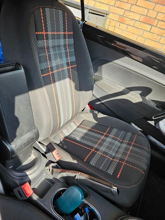 Gebraucht VW Beetle Design 105 PS (77 kW) 2015 Orange Kleinwagen