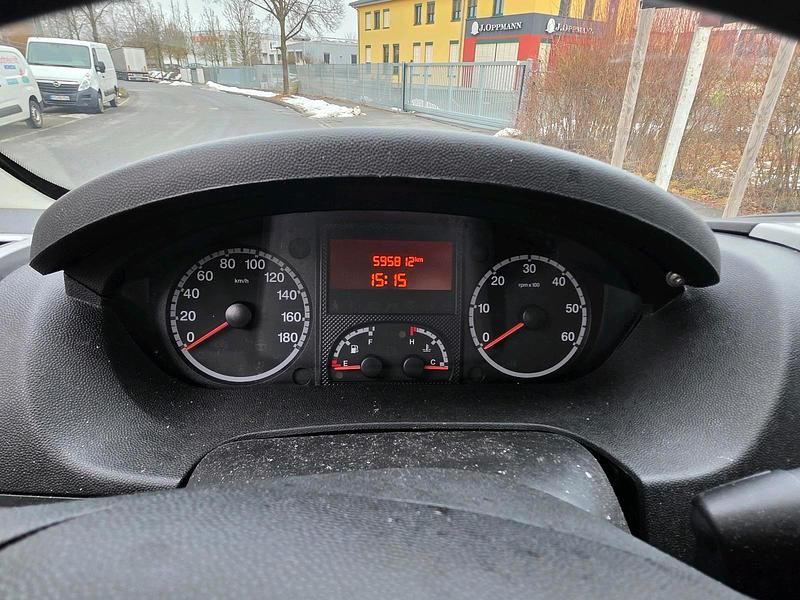 Gebraucht Fiat Ducato 130 PS (95 kW) 2014 Weiß Van