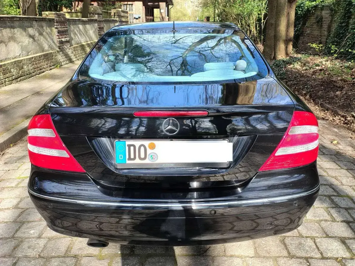 Gebraucht Mercedes CLK200 Avantgarde 163 PS (119 kW) 2004 Schwarz Coupé