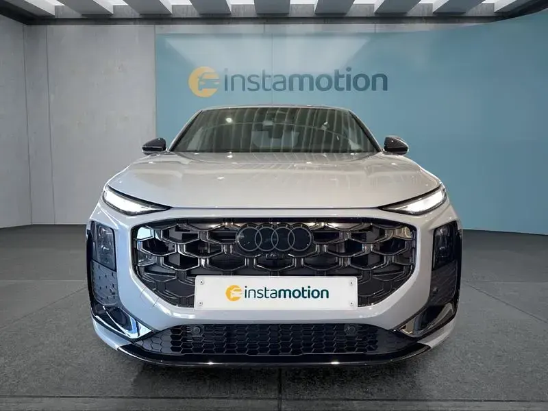Neu Audi Q3 Sportback S-Line 150 PS (110 kW) 2026 Grau SUV