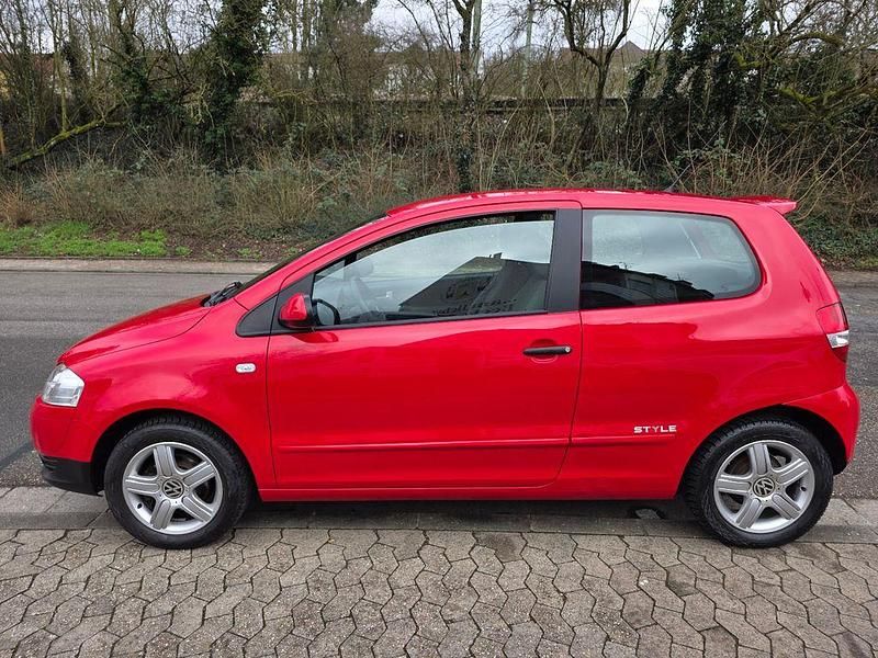 Usata VW Fox Style 54 CV (39 kW) 2010 Rosso Utilitaria