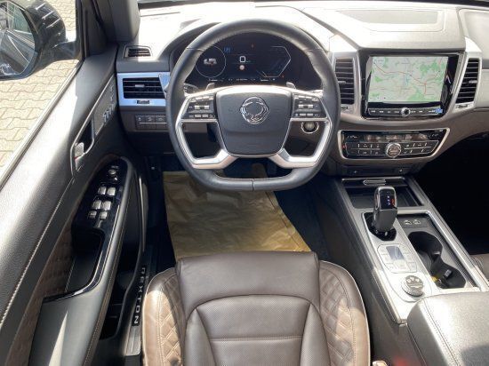 Gebraucht SsangYong Rexton Sapphire 201 PS (147 kW) 2022 Schwarz lak space black met. SUV