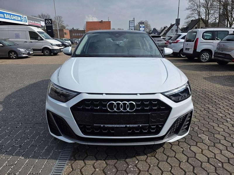 Gebraucht Audi A1 S-Line 95 PS (69 kW) 2020 Gletscherweiß metallic SUV