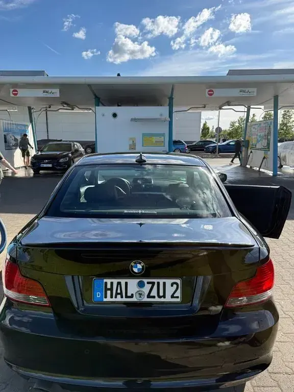 Gebraucht BMW 120 Performance 177 PS (130 kW) 2010 Schwarz Kleinwagen