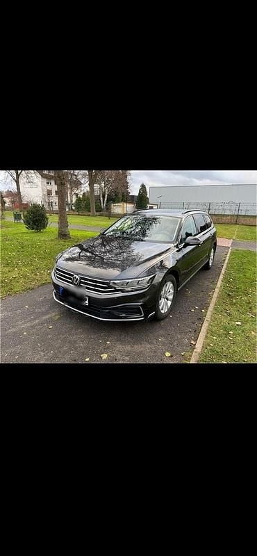 Gebraucht VW Passat GTE 218 PS (160 kW) 2021 Grau Kombi