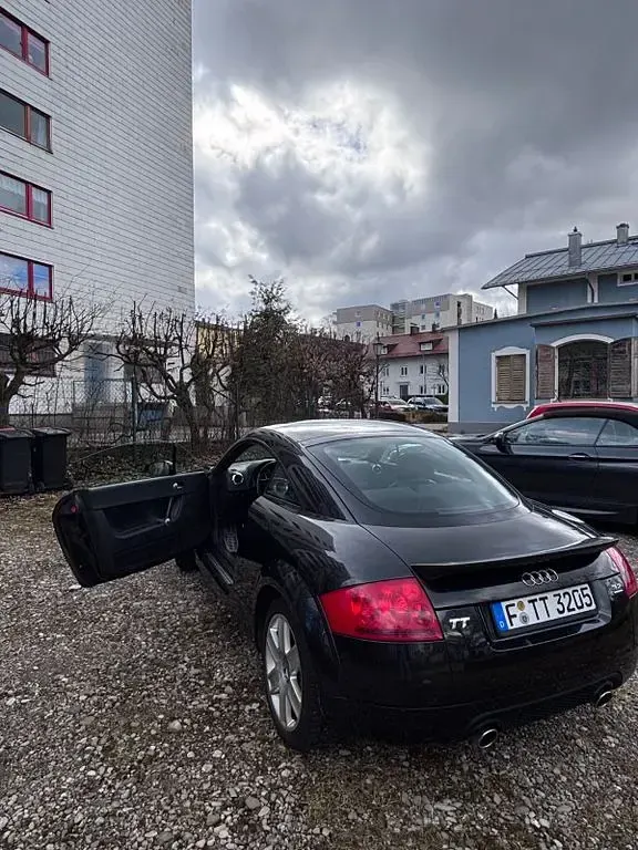 Używany Audi TT 250 KM (183 kW) 2005 Czarny Coupe