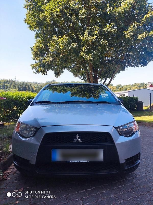 Gebraucht Mitsubishi Colt 2010 Silber Kleinwagen