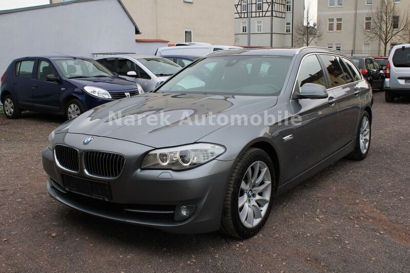 Grau Gebraucht 2013 BMW 520 Kombi | 7.999 € (Fairer Preis) - Bild 1/4