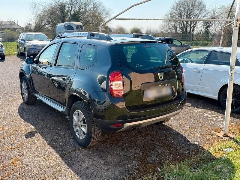 Gebraucht Dacia Duster Prestige 125 PS (91 kW) 2016 Schwarz SUV