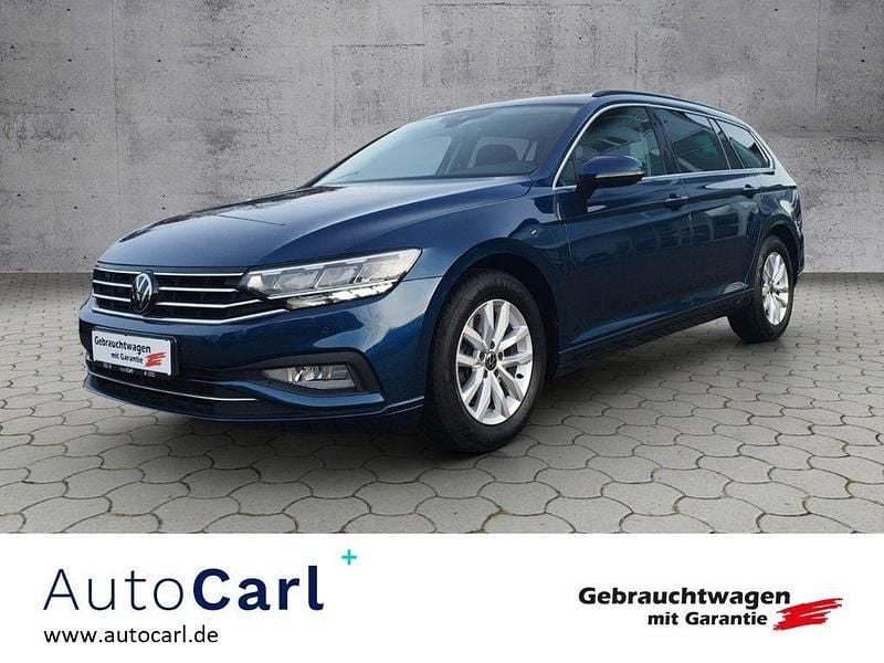 Gebraucht VW Passat Business 150 PS (110 kW) 2021 Blau Kombi