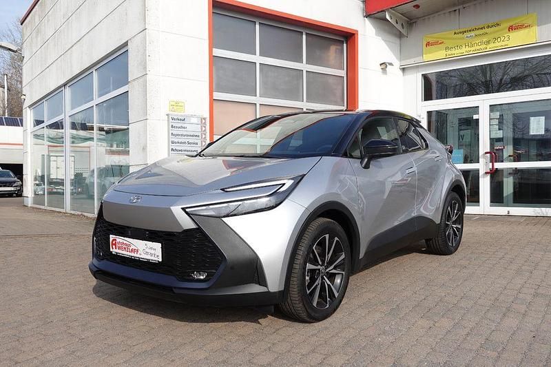 Neu Toyota C-HR 223 PS (164 kW) 2025 Silber SUV