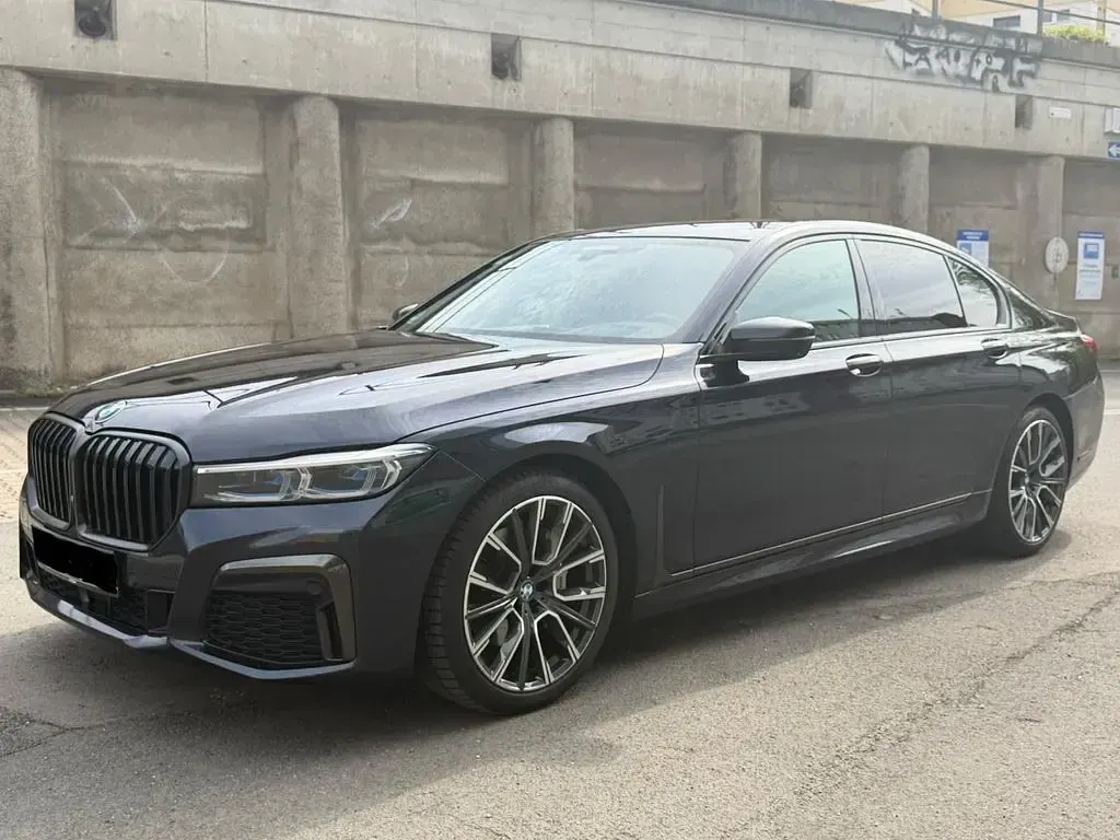 Gebraucht BMW 730 265 PS (194 kW) 2019 Schwarz Limousine