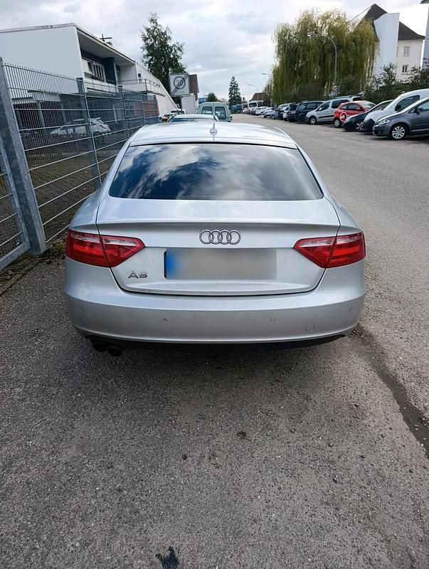 Gebraucht Audi A5 143 PS (105 kW) 2009 Grau Coupé