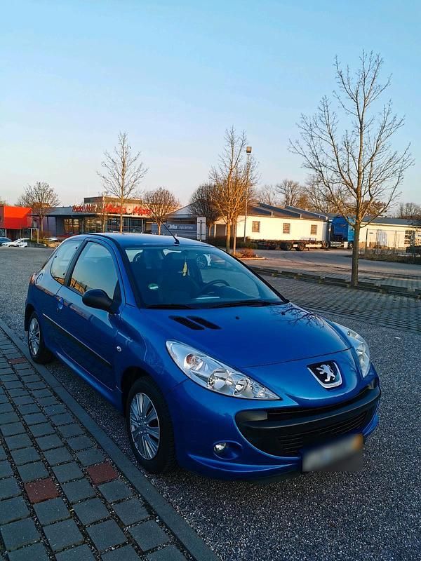 Gebraucht Peugeot 206+ 75 PS (55 kW) 2009 Blau Kleinwagen