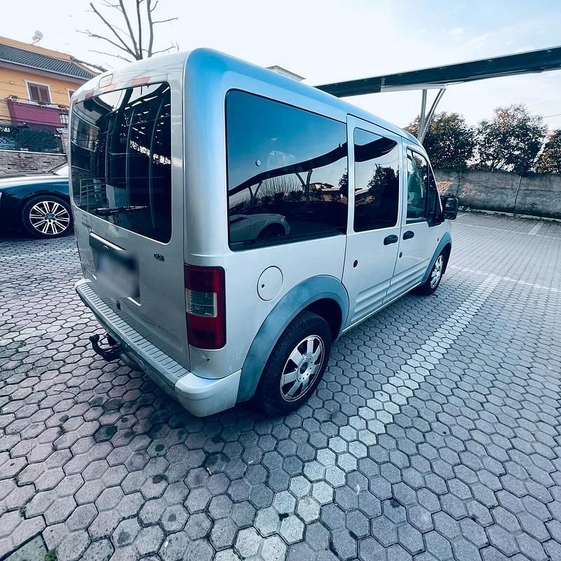 Second-hand Ford Tourneo 2008 Gri Break