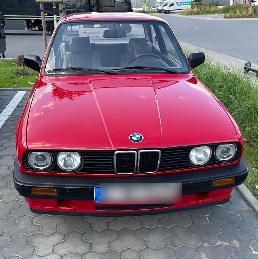 Gebraucht BMW 316 99 PS (72 kW) 1988 Rot Limousine