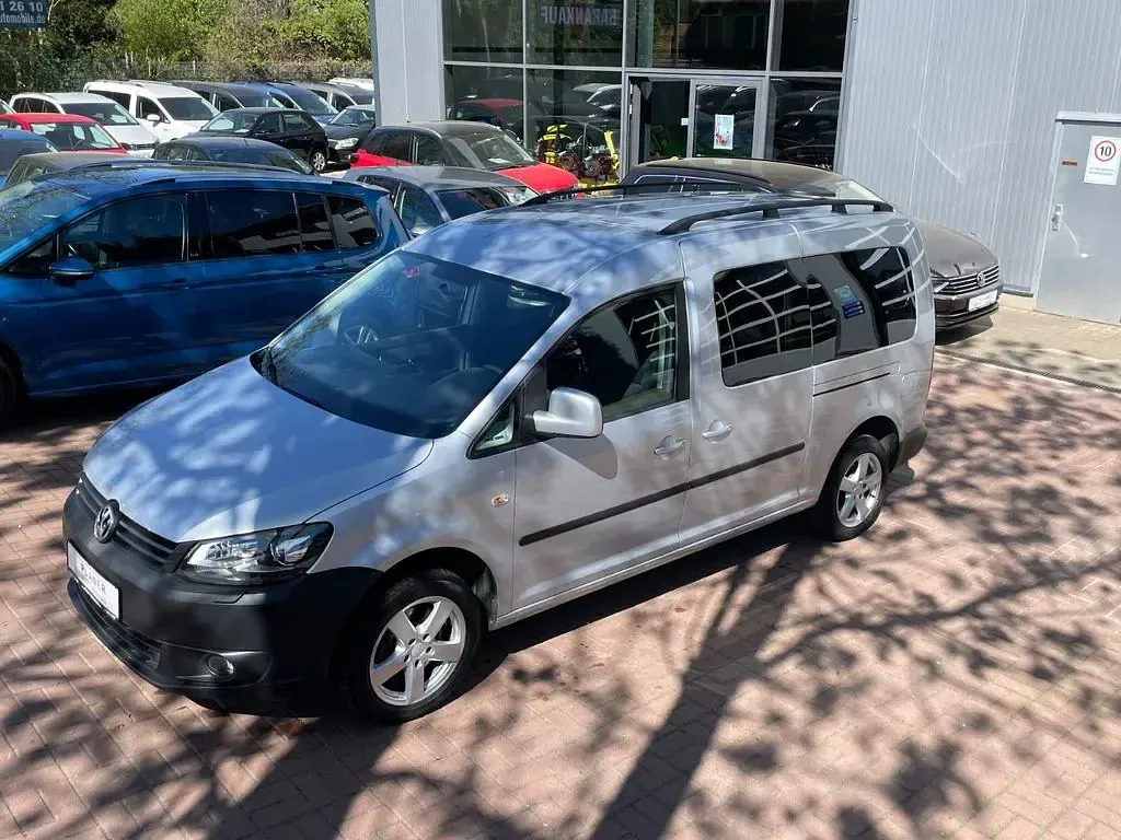 Gebraucht VW Caddy Trendline 140 PS (102 kW) 2014 Silber Van / Kleinbus