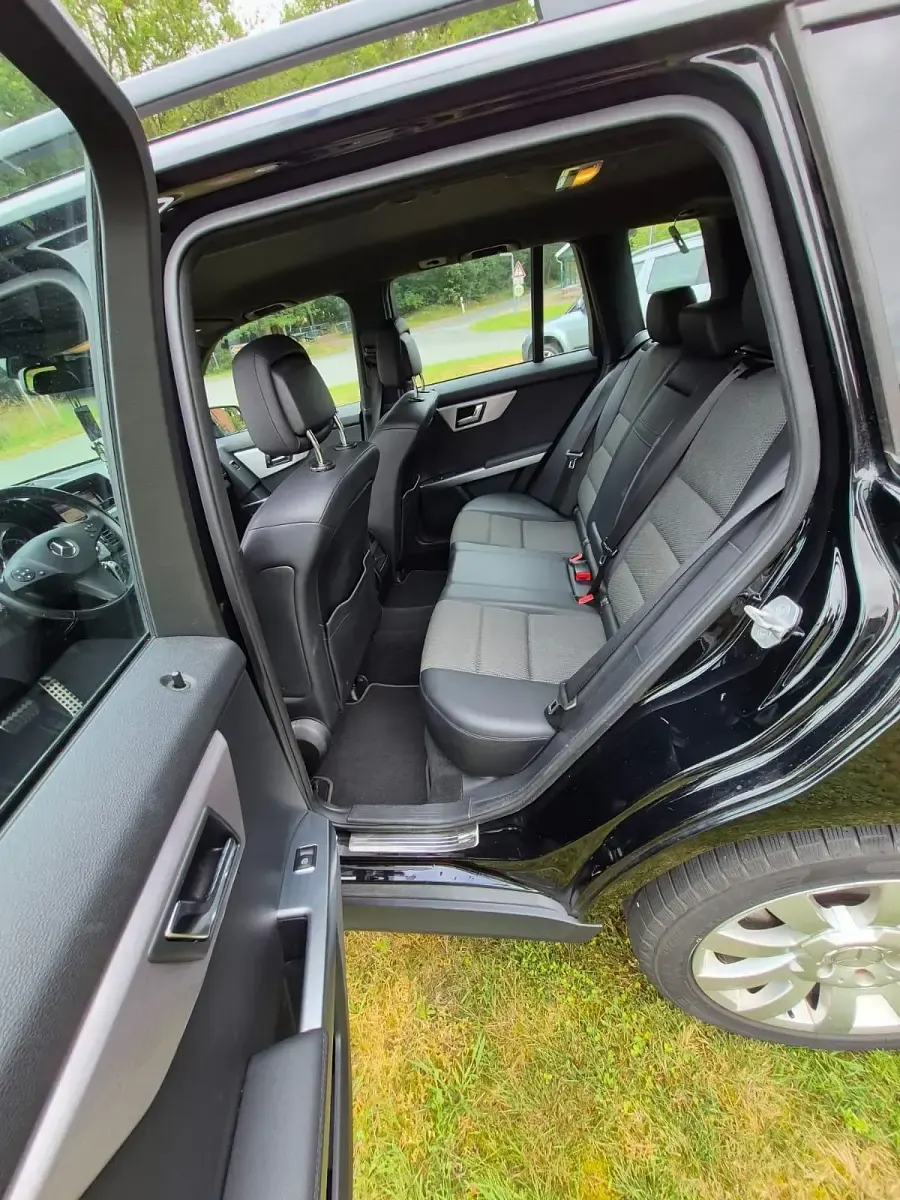 Gebraucht Mercedes GLK250 211 PS (155 kW) 2011 Schwarz SUV